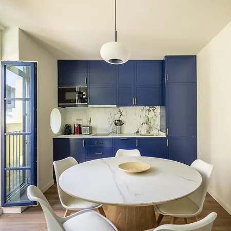 Taipas House In Porto