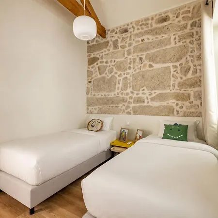 Apartment Taipas House In