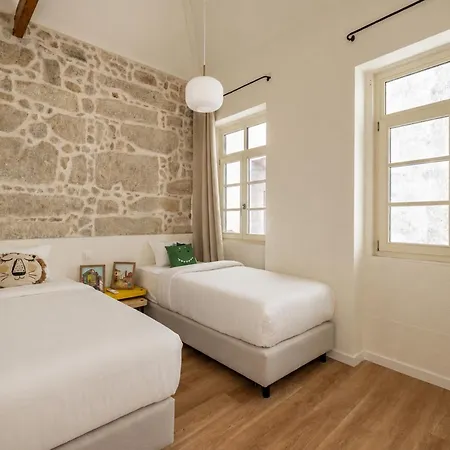Taipas House In Apartamento